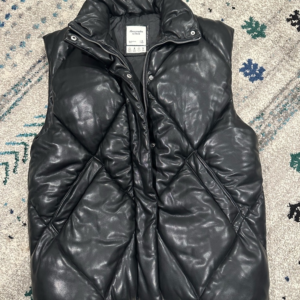 Abercrombie & Fitch black quilted faux leather vest